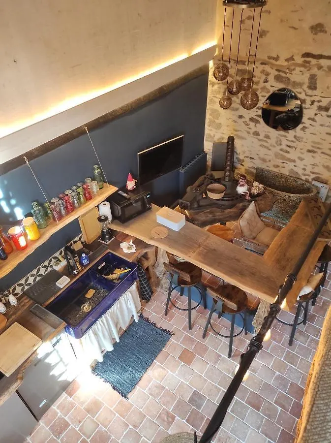 Holiday home La Ville Es Riez Gite Au Pressoir Corseul