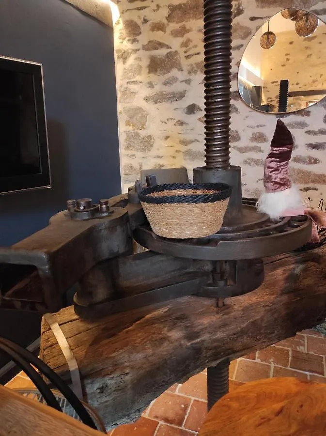 La Ville Es Riez Gite Au Pressoir Corseul Holiday home